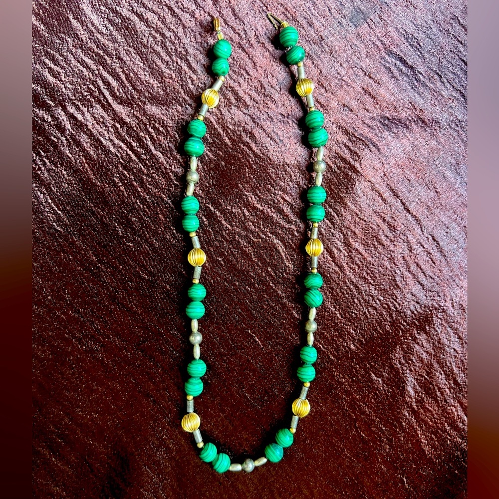 18” genuine Malachite stone with gold and silver necklace